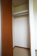 ハンガーパイプにお洋服を収納できます