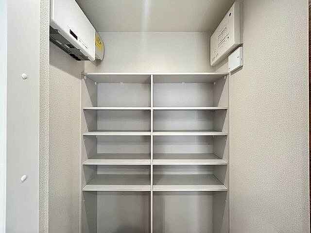 収納