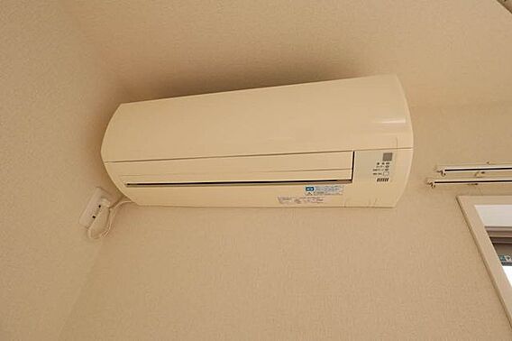 デローザ_内装_6