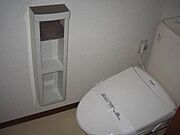 シャワートイレ完備☆