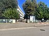 周辺：三芳町立唐沢小学校 徒歩4分。 300m