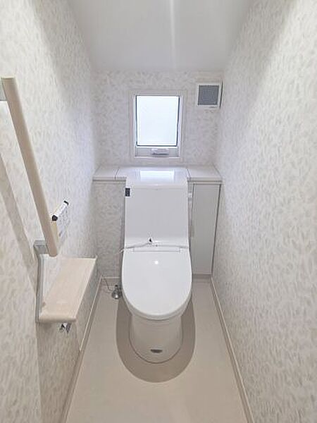 トイレを拡大表示
