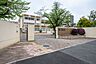 周辺：名古屋市立なごや小学校 徒歩13分。 990m
