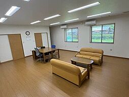 亀山市布気町　事務所