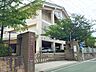 周辺：豊橋市立つつじが丘小学校 徒歩12分。 900m