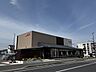 周辺：豊田信用金庫八橋支店 徒歩10分。 750m