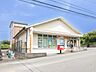 周辺：清水草薙郵便局 ■最寄りの郵便局。 郵便、ゆうちょ、保険、ATMなどのサービスを取り扱っています。窓口の営業時間は平日9:00～17:00です。 915m