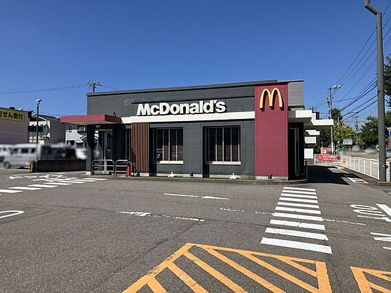 マクドナルド　...