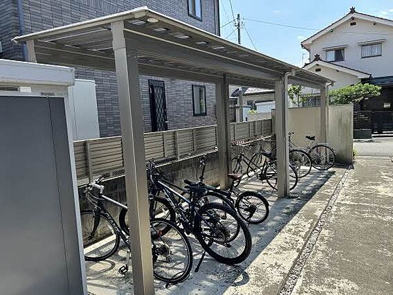 駐輪場