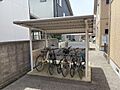 A棟自転車置き...