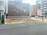 その他：東側前面道路