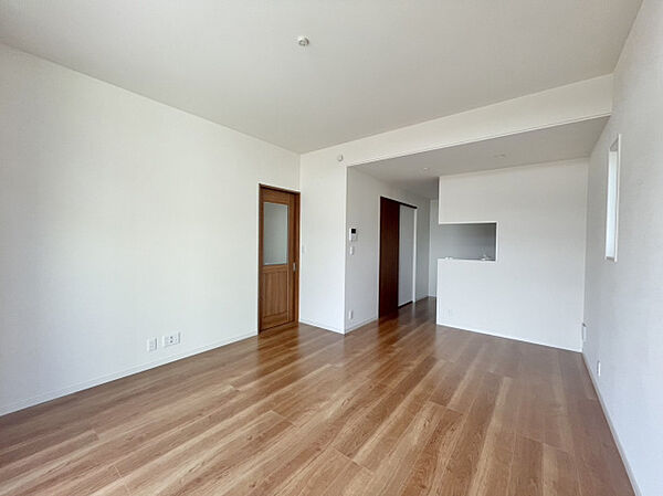 detached 群馬県前橋市箱田町

地図を見る