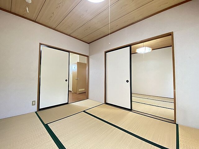 寝室