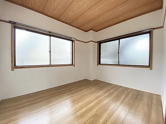 寝室