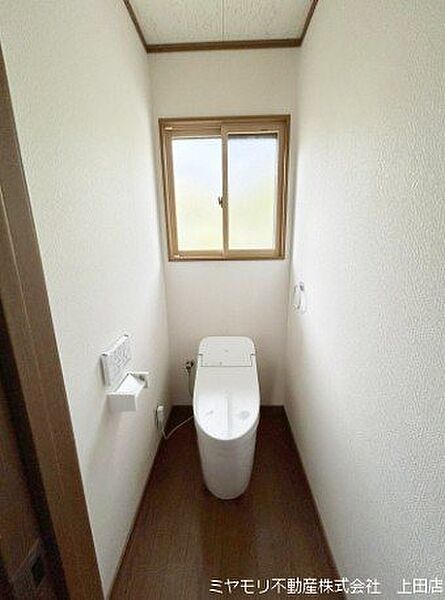 トイレを拡大表示