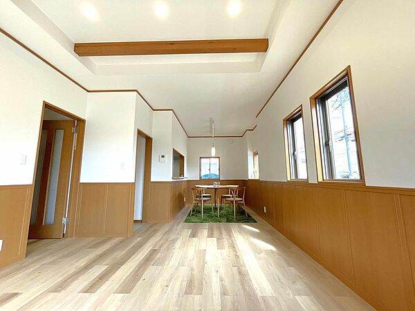 リビング/ダイニングを拡大表示