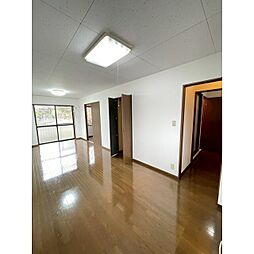 エディフィスII 101 1階1LDKのリビング/ダイニング