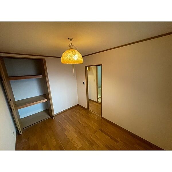 apartment 群馬県伊勢崎市波志江町4431-4
波志江町の賃貸情報を見る
物件地図