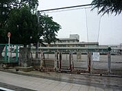 小学校「安中市立原市小学校まで1084m」