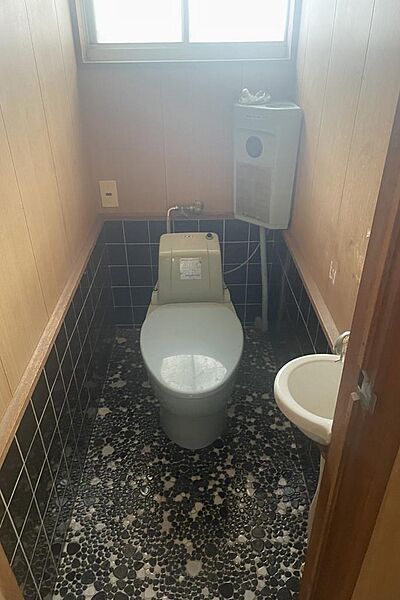トイレを拡大表示