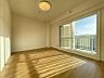 室内：使い方に柔軟性があり、個室としても趣味の部屋としても利用可能です。