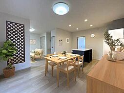 スプラウトハイツＢ 101 1階1LDKのリビング/ダイニング