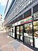 周辺：セブンイレブンDayOneタワー店(徒歩1分・建物内)