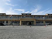 市立高田第一中学校・・・徒歩13分（約1km）／車で約3分