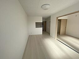 ＪＥＲＩＣＨＯ　Ａ 204 2階1LDKのリビング/ダイニング