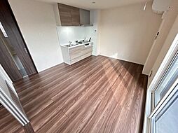 レスア柏崎I 205 2階1LDKのリビング/ダイニング