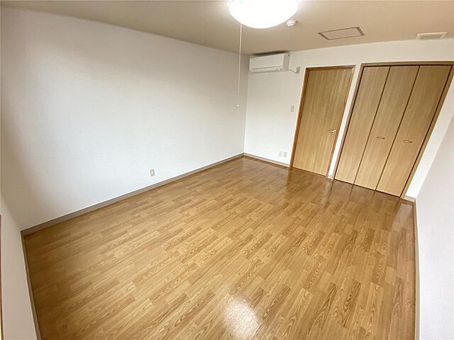 寝室