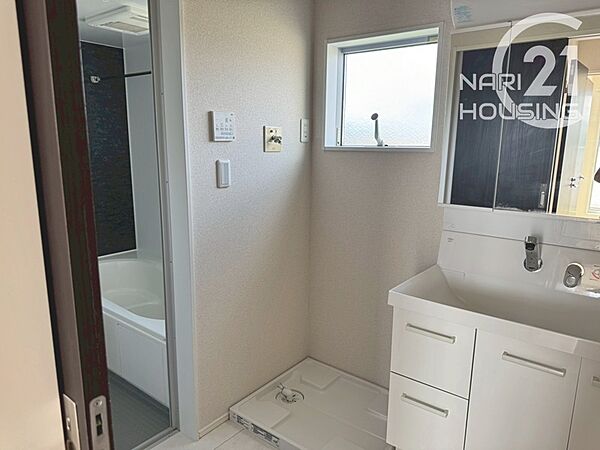 detached 東京都立川市砂川町８丁目

地図を見る