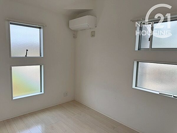 detached 東京都立川市砂川町８丁目

地図を見る