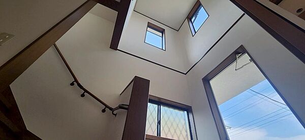 detached 東京都武蔵村山市中央４丁目11-16

地図を見る