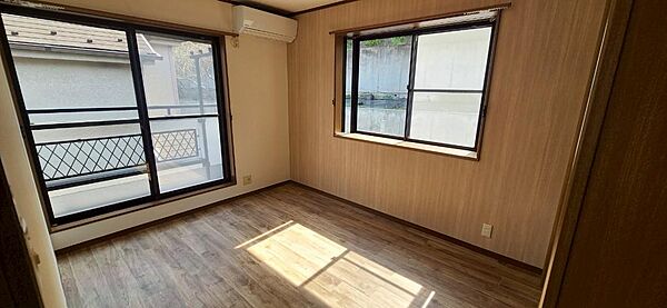 detached 東京都武蔵村山市中央４丁目11-16

地図を見る