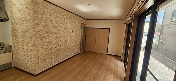 detached 東京都武蔵村山市中央４丁目11-16

地図を見る