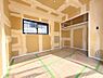 洋室：【うめきた徒歩圏】の好立地！北西角住戸・62.73m2、4階西向き。2026年10月中旬フルリフォーム完成予定♪完成前のご見学も可能です。ぜひお気軽にお問い合わせください！