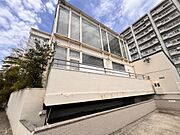 閑静な住宅街,ロードサイド物件、駐車場はなし