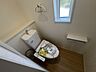 トイレ：トイレは1階、2階に1つずつございます。