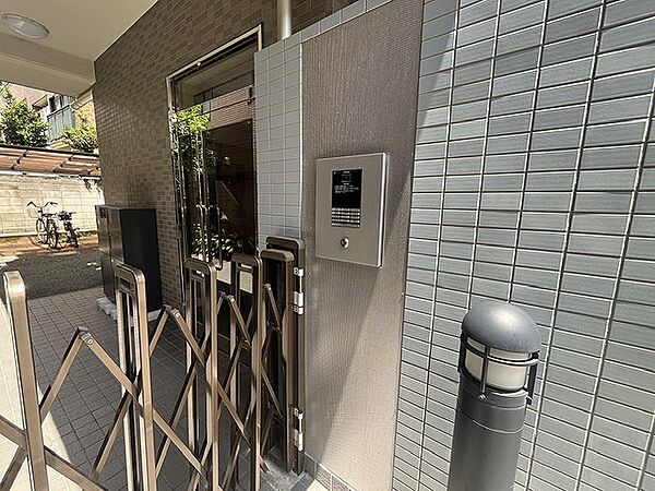 エントランスを拡大表示