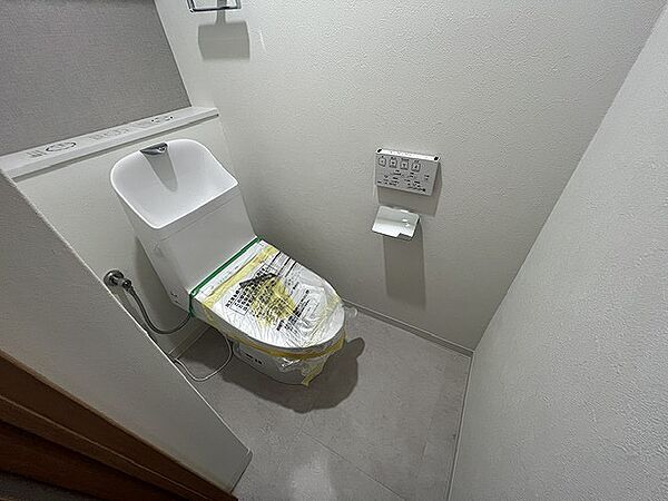 トイレを拡大表示