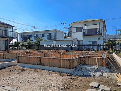 外観：駅前の賑わいと閑静な暮らしを両方を享受できる立地です。