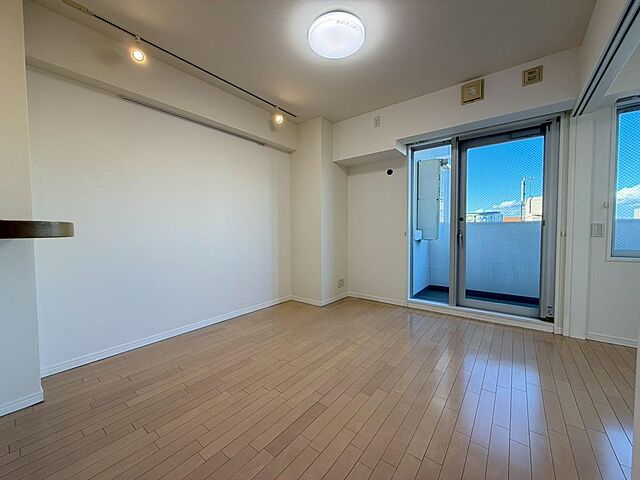 リビング/ダイニング ミューズプレイス　6階 8階/604