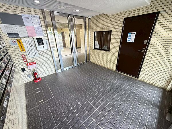 エントランスを拡大表示