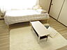 室内：家具付き