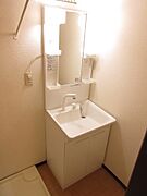 洗面所独立しています。脱衣所あり。水周り使い勝手良い。