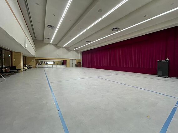 ホール
