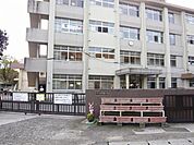 西伊敷小学校 1140m