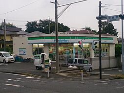 [周辺] ファミリーマート都筑加賀原店 徒歩15分。徒3分 1200m