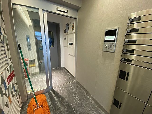 エントランス